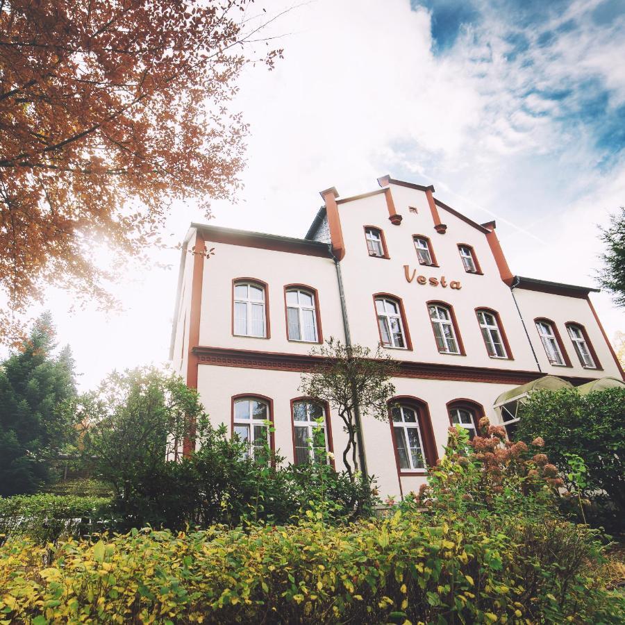 Hotel - Pension Vesta Bad Elster Esterno foto